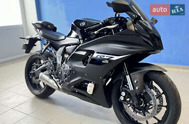 Спортбайк Yamaha R7 2024 в 