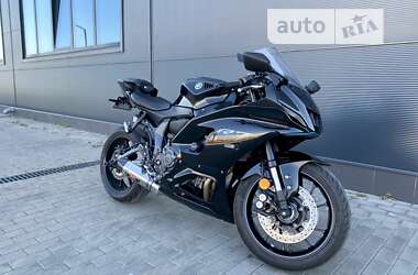 Спортбайк Yamaha R7 2023 в Киеве