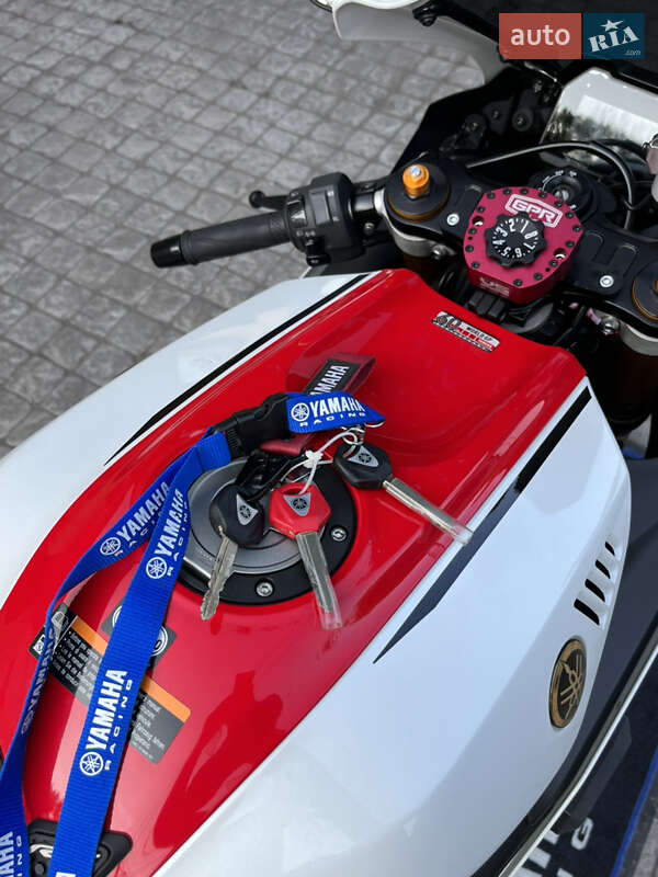 Спортбайк Yamaha R7 2023 в Дніпрі