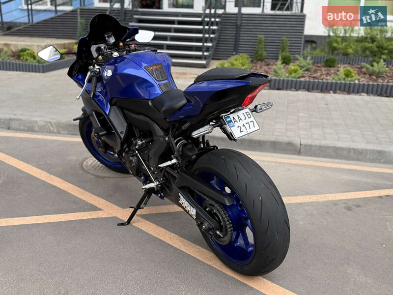 Спортбайк Yamaha R7 2023 в Киеве