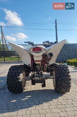 Квадроцикл спортивный Yamaha Raptor 2005 в 