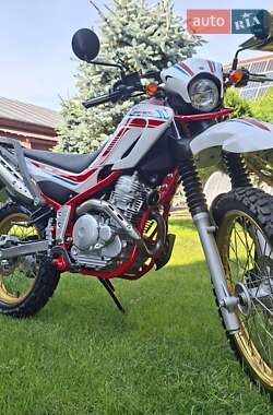 Мотоцикл Внедорожный (Enduro) Yamaha Serow 250 2019 в Хусте