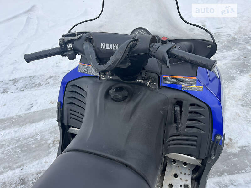 Гірські снігоходи Yamaha SX 2003 в Сокирянах