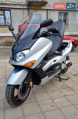 Макси-скутер Yamaha T-Max 500 2002 в Белгороде-Днестровском