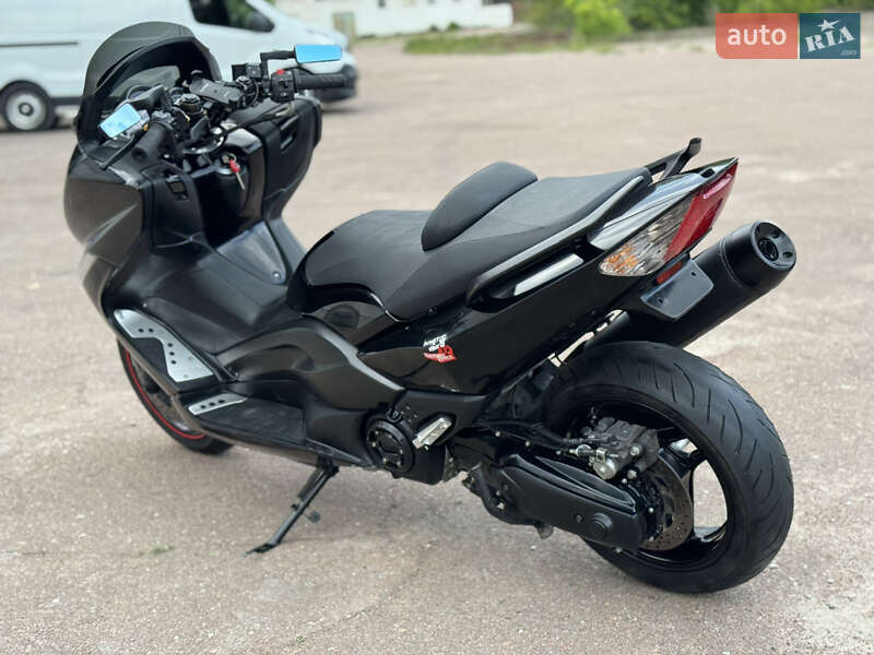 Макси-скутер Yamaha T-Max 500 2008 в Сновске