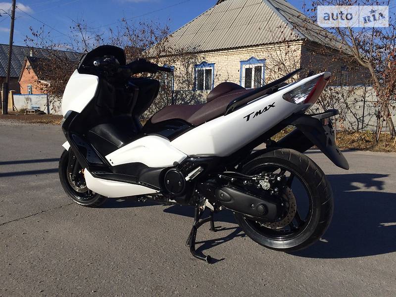 Макси-скутер Yamaha T-MAX 2010 в Ахтырке