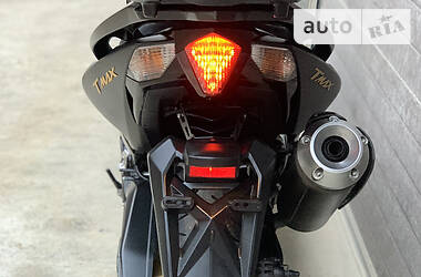 Макси-скутер Yamaha T-MAX 2016 в 
