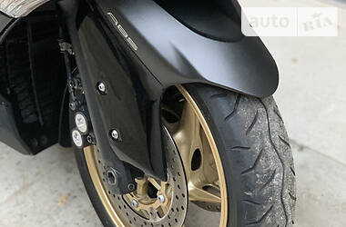 Макси-скутер Yamaha T-MAX 2016 в 