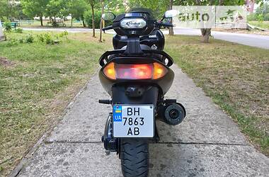 Макси-скутер Yamaha T-MAX 2004 в Ивано-Франковске