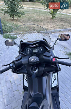 Макси-скутер Yamaha T-MAX 2013 в Виннице