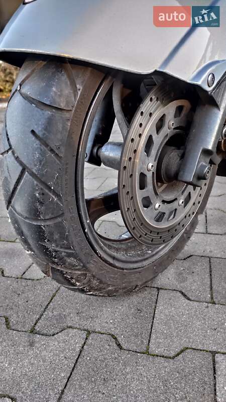 Макси-скутер Yamaha T-MAX 2003 в Белой Церкви
