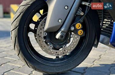Макси-скутер Yamaha T-MAX 2009 в 