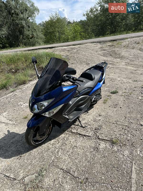 Грузовые мотороллеры, мотоциклы, скутеры, мопеды Yamaha T-MAX 2010 в 