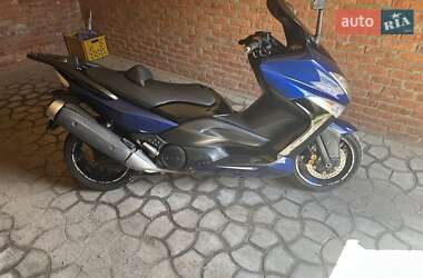 Грузовые мотороллеры, мотоциклы, скутеры, мопеды Yamaha T-MAX 2010 в 