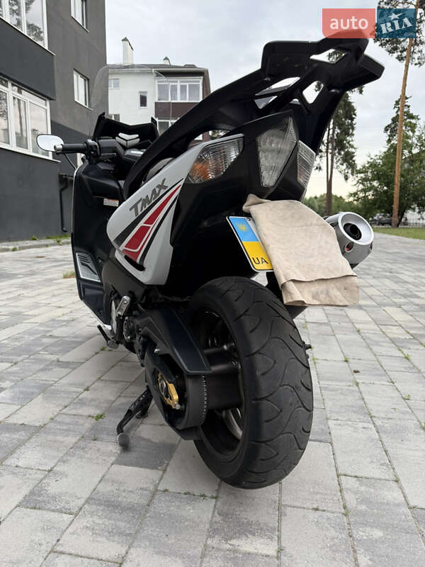 Макси-скутер Yamaha T-MAX 2014 в Ахтырке