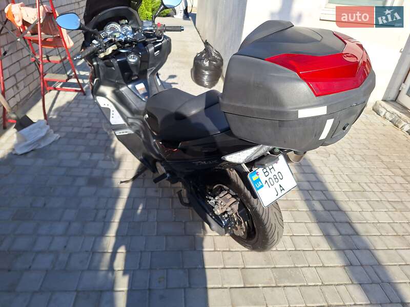 Грузовые мотороллеры, мотоциклы, скутеры, мопеды Yamaha T-MAX 2010 в Одессе