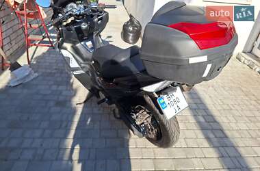Грузовые мотороллеры, мотоциклы, скутеры, мопеды Yamaha T-MAX 2010 в 