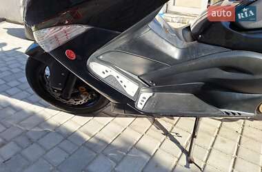 Грузовые мотороллеры, мотоциклы, скутеры, мопеды Yamaha T-MAX 2010 в 