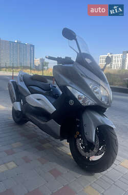 Макси-скутер Yamaha T-MAX 2010 в 