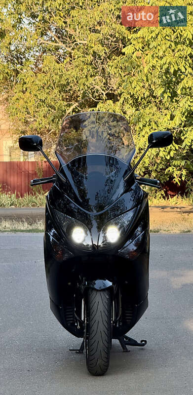 Максі-скутер Yamaha T-MAX 2011 в Одесі фото 2 Максі-скутер Yamaha T-MAX 2011 в Одесі