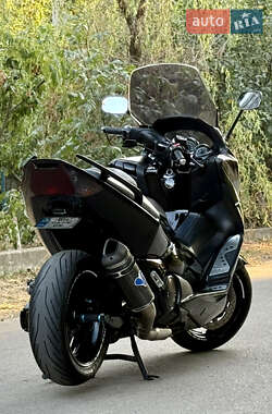 Макси-скутер Yamaha T-MAX 2011 в 