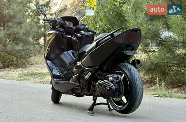 Макси-скутер Yamaha T-MAX 2011 в 
