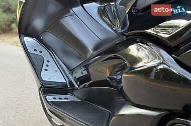 Макси-скутер Yamaha T-MAX 2011 в 