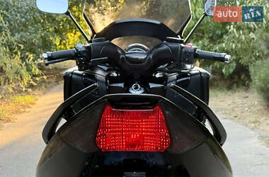 Макси-скутер Yamaha T-MAX 2011 в 
