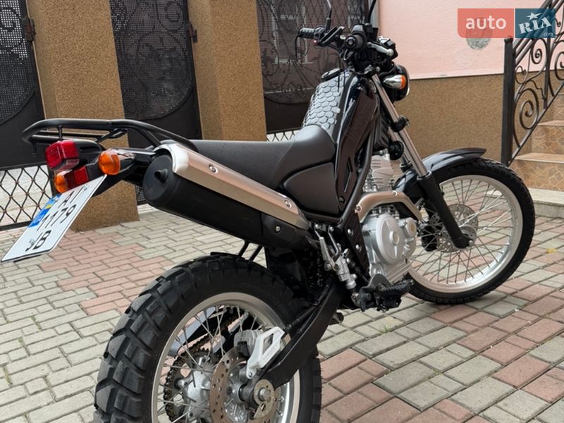 Мотоцикл Спорт-туризм Yamaha Tricker 2014 в Мукачево фото 2 Мотоцикл Спорт-туризм Yamaha Tricker 2014 в Мукачево