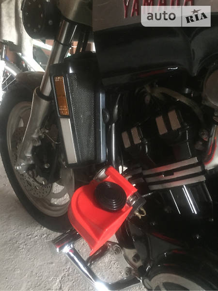 Інший мототранспорт Yamaha V-Max 1200 2000 в Одесі