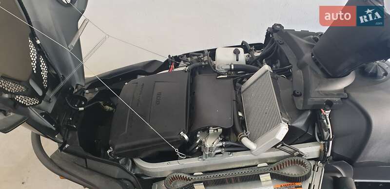 Снігоходи для полювання та рибалки Yamaha Viking 2012 в Лубнах фото 4 Снігоходи для полювання та рибалки Yamaha Viking 2012 в Лубнах