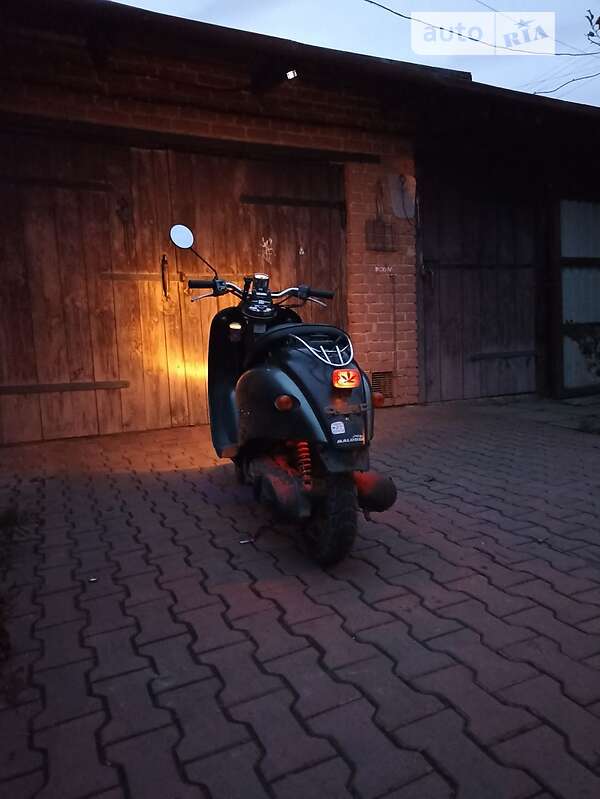 Скутер Yamaha Vino 2004 в Львове