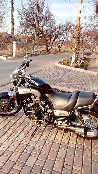 Мотоцикл Круізер Yamaha VMAX 1998 в Кривому Розі
