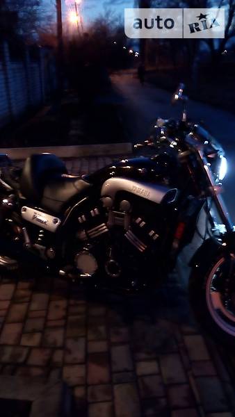 Мотоцикл Круізер Yamaha VMAX 1998 в Кривому Розі