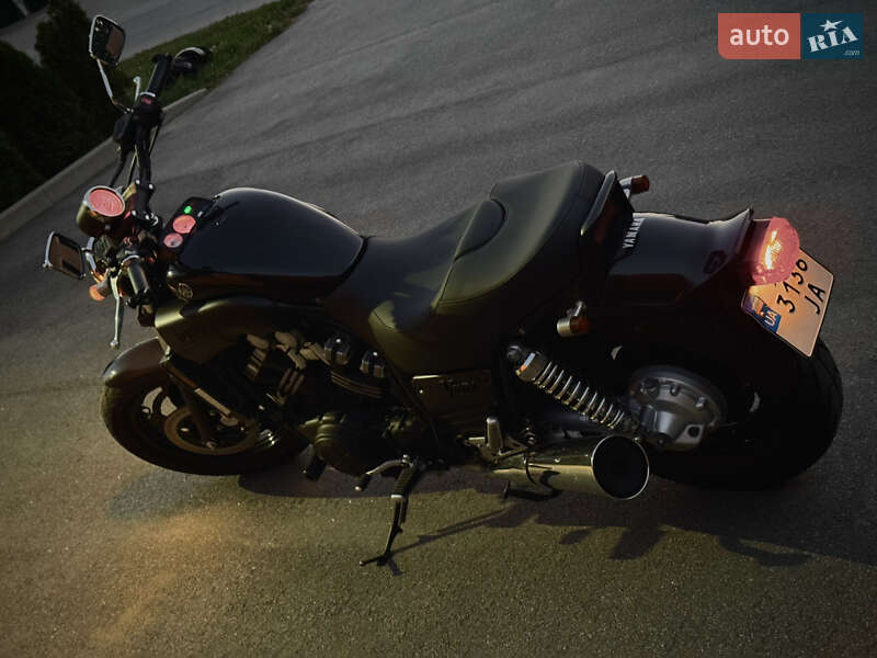 Мотоцикл Круизер Yamaha VMAX 1990 в Виннице