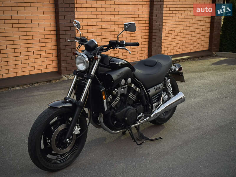 Мотоцикл Круизер Yamaha VMAX 1990 в Виннице