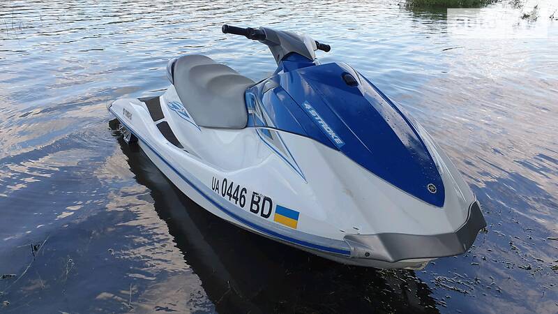 Гидроцикл туристический Yamaha WaveRunner 2008 в Черновцах