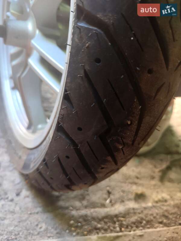 Макси-скутер Yamaha X-City 2007 в Львове