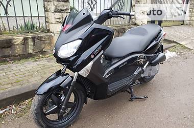 Максі-скутер Yamaha X-Max 250 2011 в Івано-Франківську