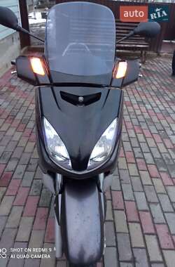 Макси-скутер Yamaha X-Max 250 2006 в Полонном