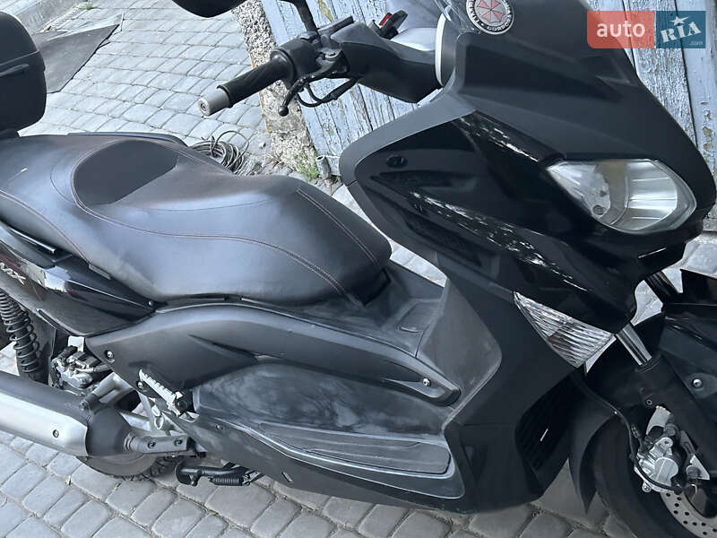 Максі-скутер Yamaha X-Max 250 2013 в Вінниці