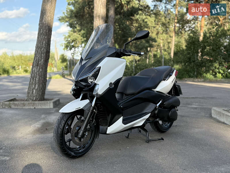 Макси-скутер Yamaha X-Max 250 2015 в Виннице