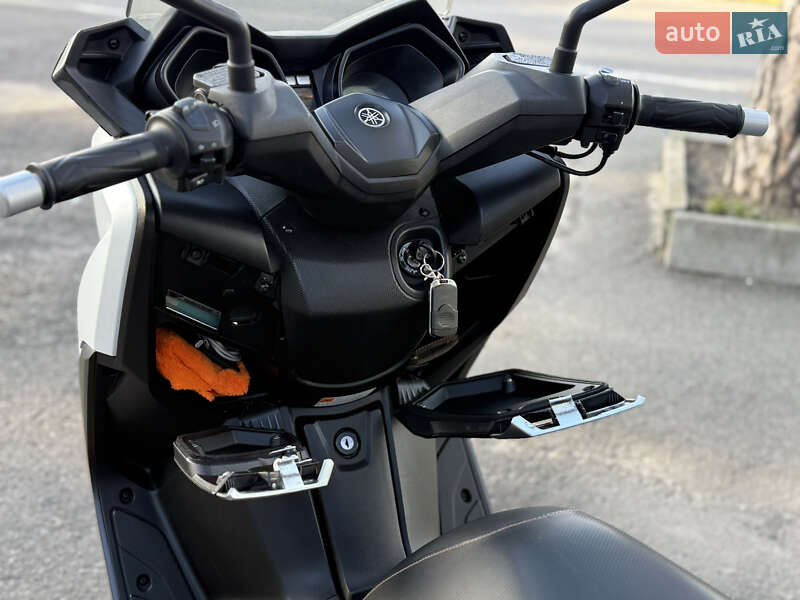 Макси-скутер Yamaha X-Max 250 2015 в Виннице