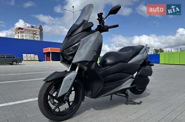 Максі-скутер Yamaha X-Max 300 2018 в 