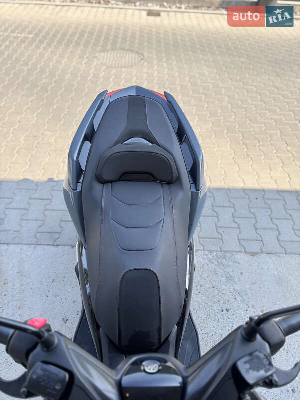 Мопеди Yamaha X-Max 300 2022 в Виноградові