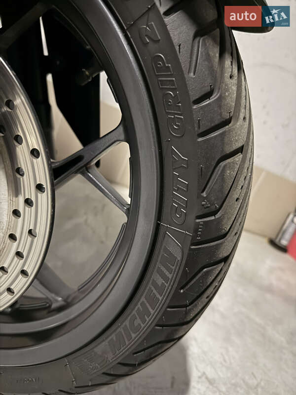 Макси-скутер Yamaha X-Max 300 2018 в Одессе фото 15 Макси-скутер Yamaha X-Max 300 2018 в Одессе