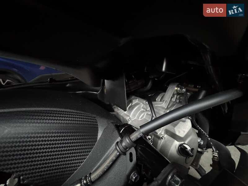 Макси-скутер Yamaha X-Max 2024 в Киеве