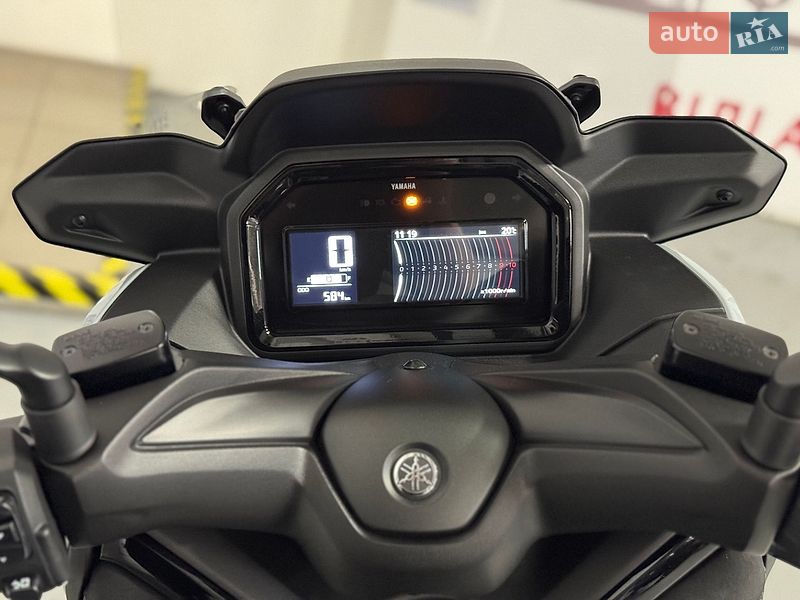 Макси-скутер Yamaha X-Max 2025 в Киеве