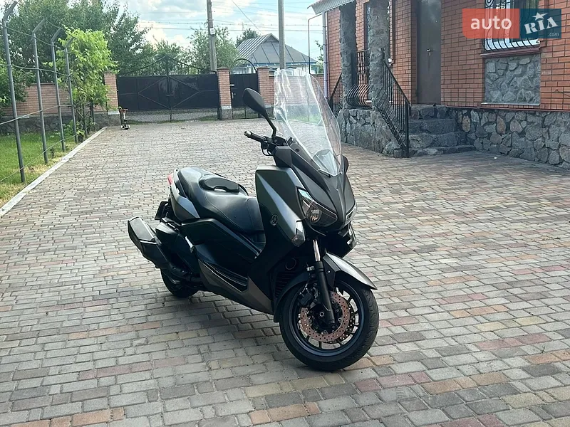 Yamaha X-Max 2014