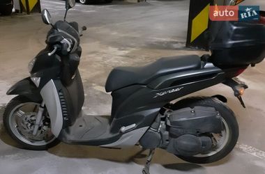 Скутер Yamaha Xenter 150 2012 в Киеве